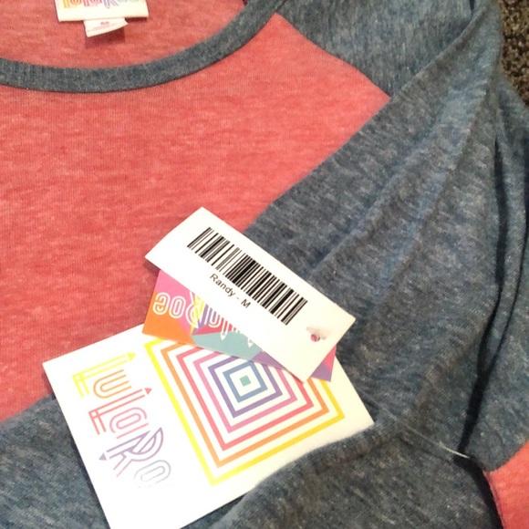 NWT Randy Tee 🌺 3/$21 - Picture 3 of 3